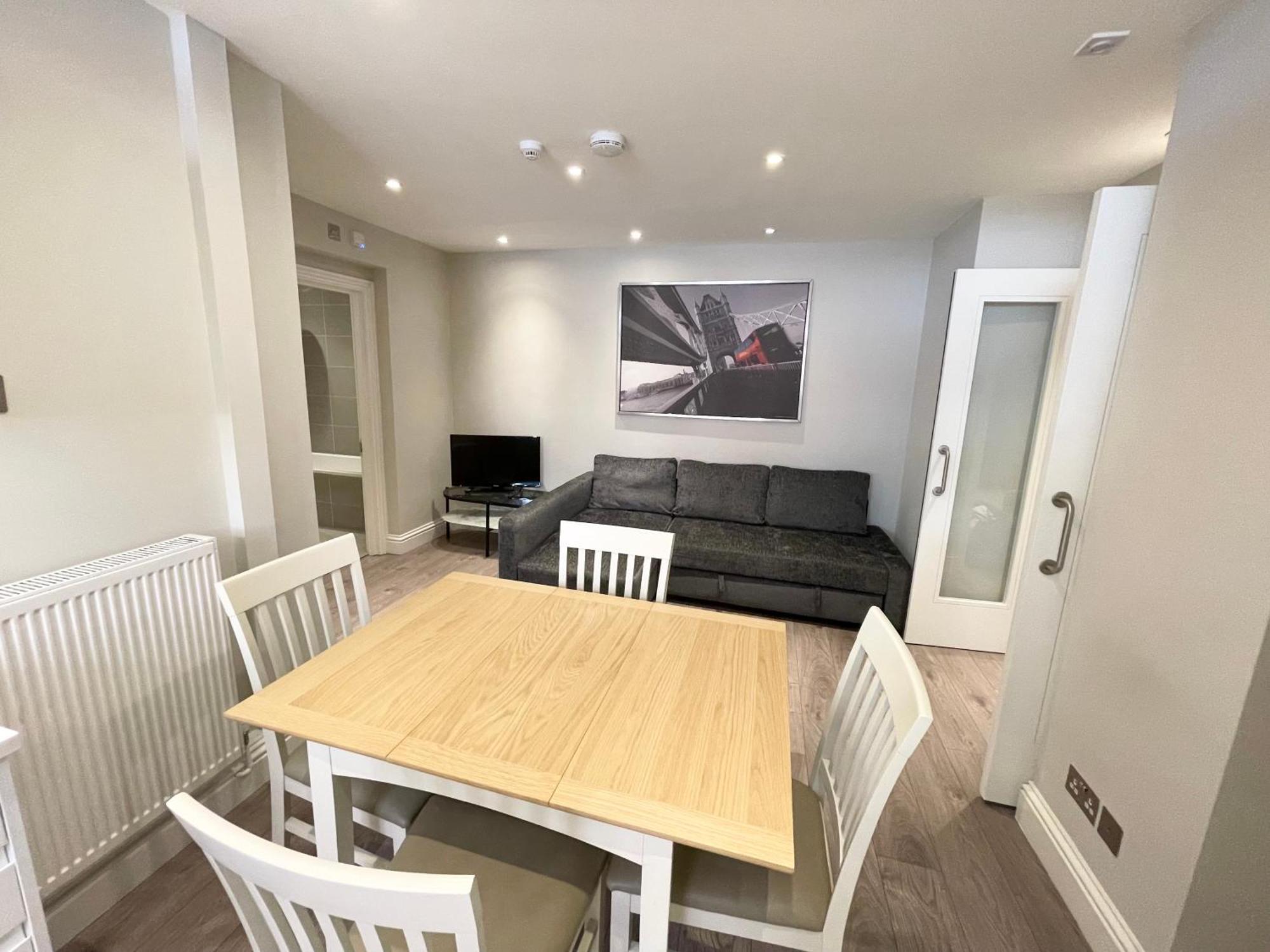 Stylish Apartments In Victoria & Westminster Londra Exterior foto