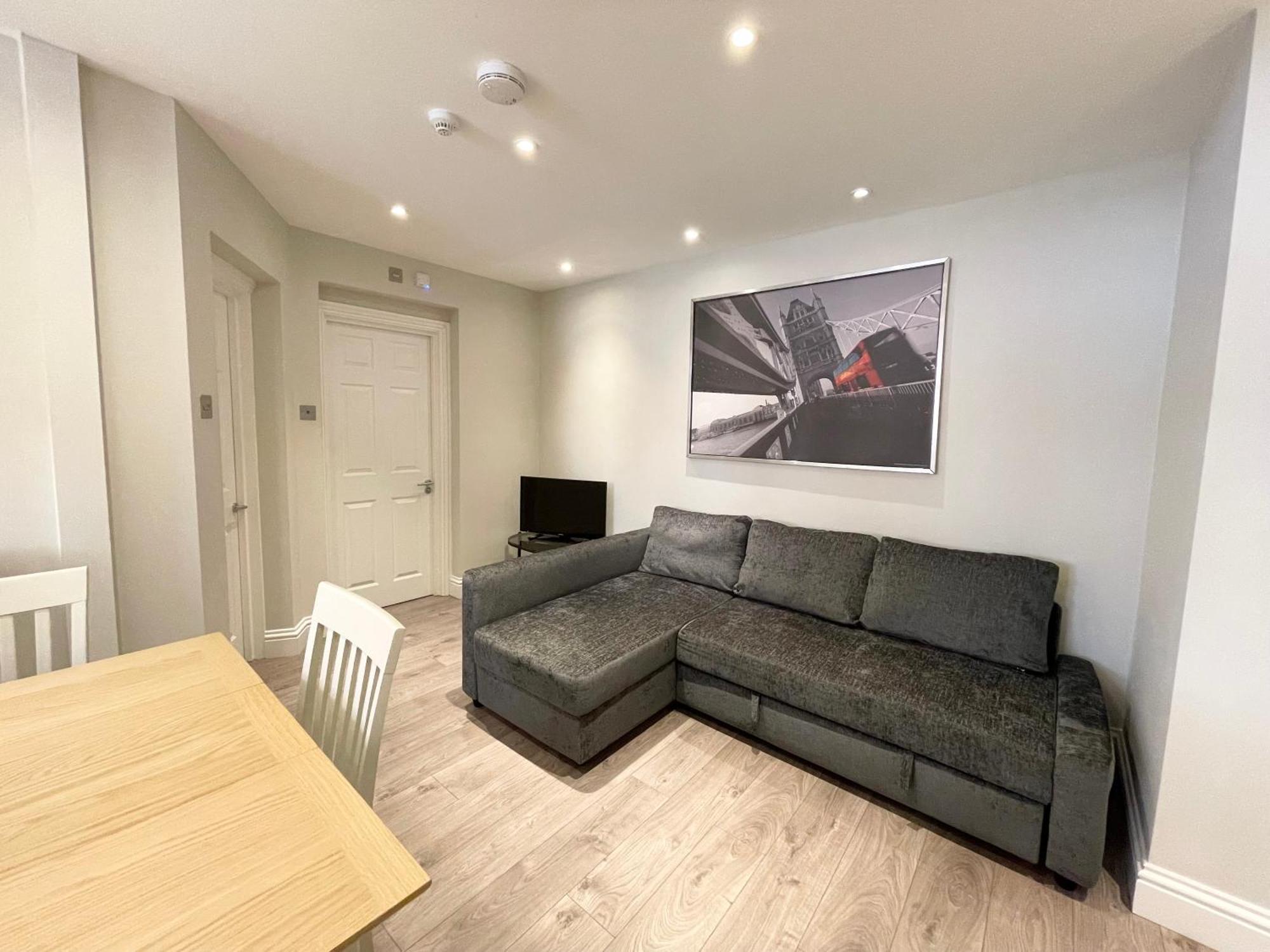 Stylish Apartments In Victoria & Westminster Londra Exterior foto