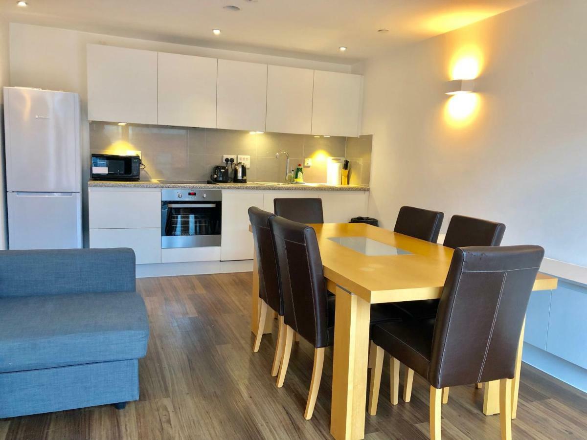 Stylish Apartments In Victoria & Westminster Londra Exterior foto